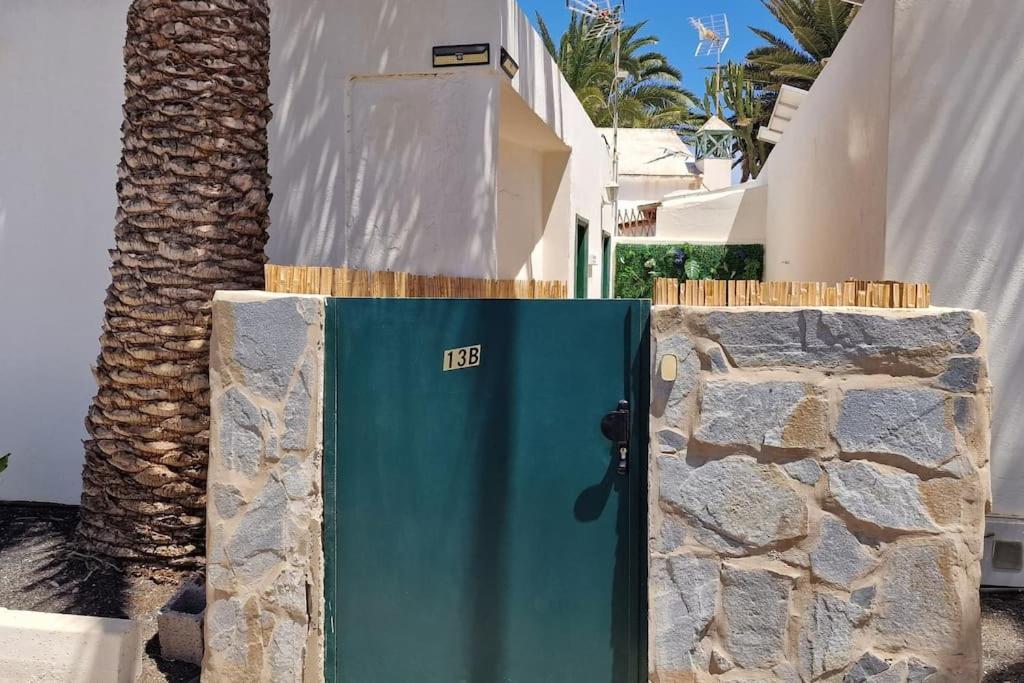 Rockbeach Bungalow Costa Teguise Εξωτερικό φωτογραφία