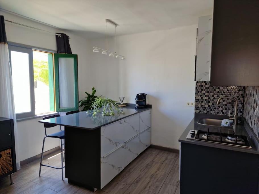 Rockbeach Bungalow Costa Teguise Εξωτερικό φωτογραφία