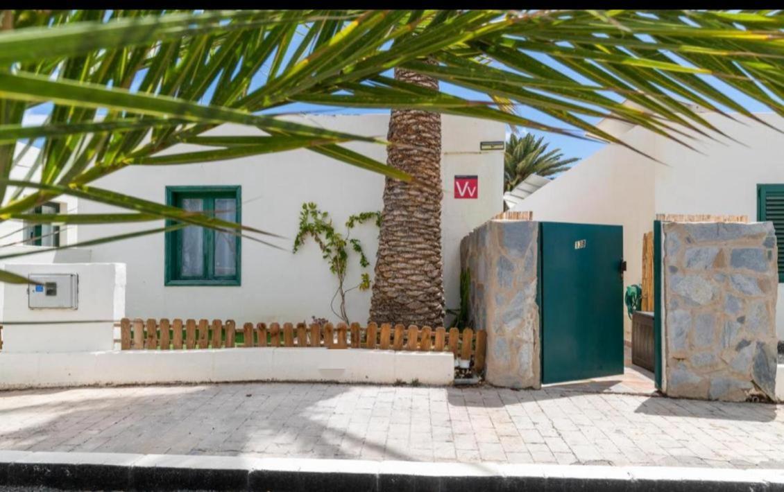 Rockbeach Bungalow Costa Teguise Εξωτερικό φωτογραφία